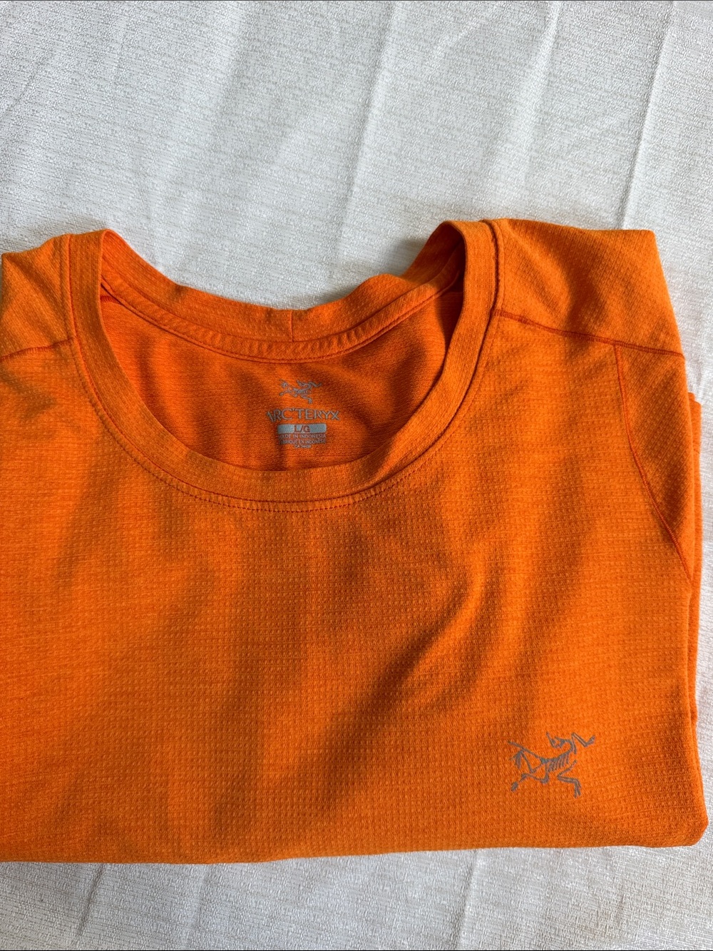ARC’TERYX Men’s Size Large Short Sleeve